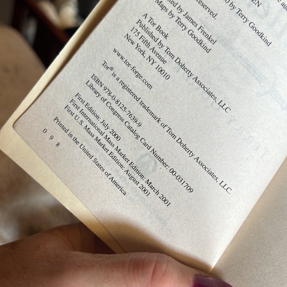 Books - Picture 4 of 4